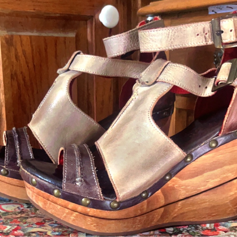 BED|STU Cream and Brown Leather Wedges